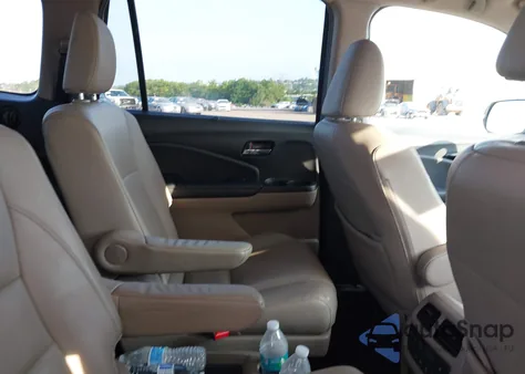 2019 Honda Pilot Elite z USA, uszkodzony, nr VIN 5FNYF6H0XKB026635